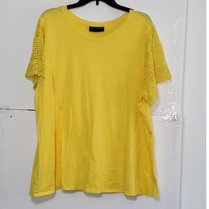 A Lane Bryant Women's Top Plus Sized Bright Yellow Cottage Core Easter Spring 1X